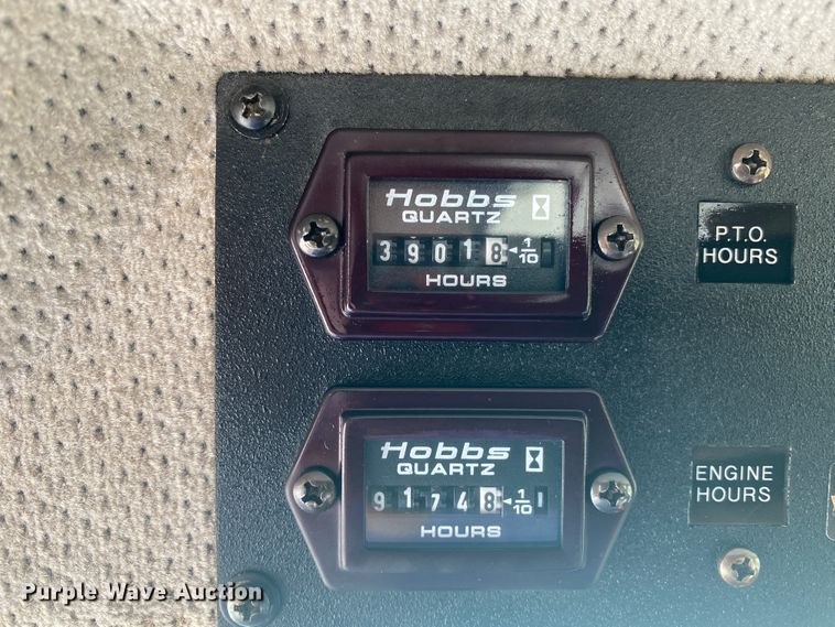 image for item JN9263 2000 Freightliner FL80  digger derrick truck