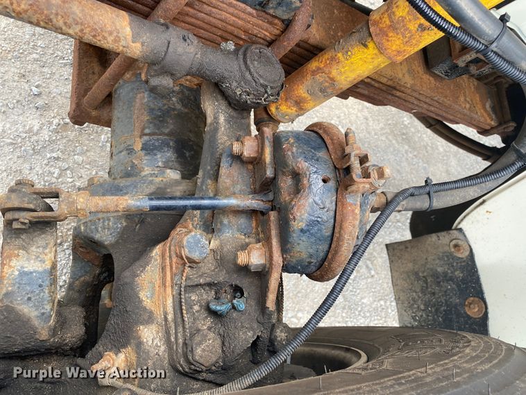 image for item JN9263 2000 Freightliner FL80  digger derrick truck