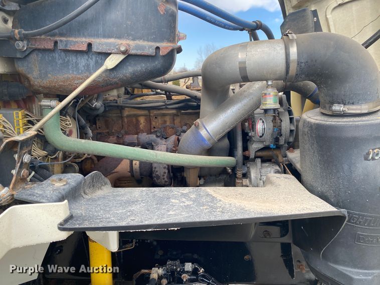 image for item JN9263 2000 Freightliner FL80  digger derrick truck