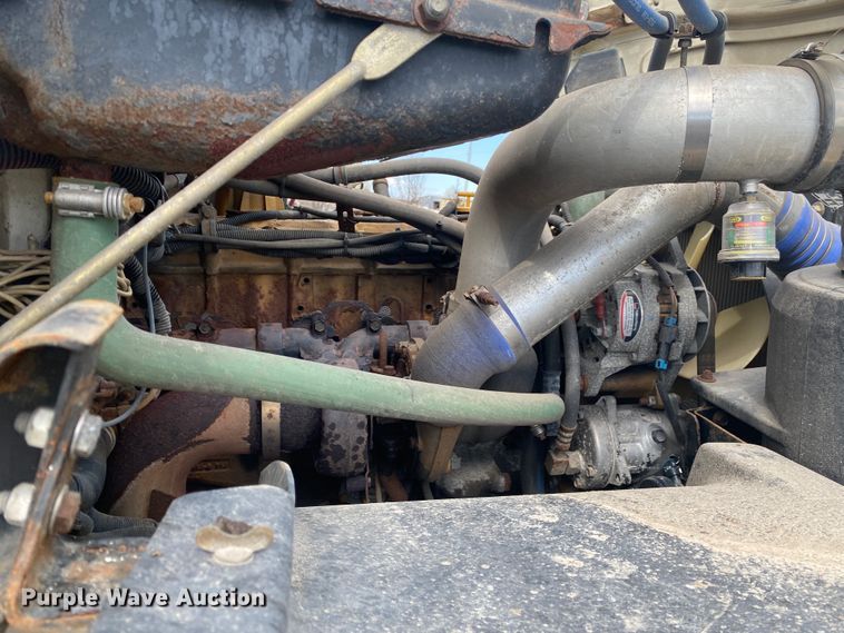 image for item JN9263 2000 Freightliner FL80  digger derrick truck