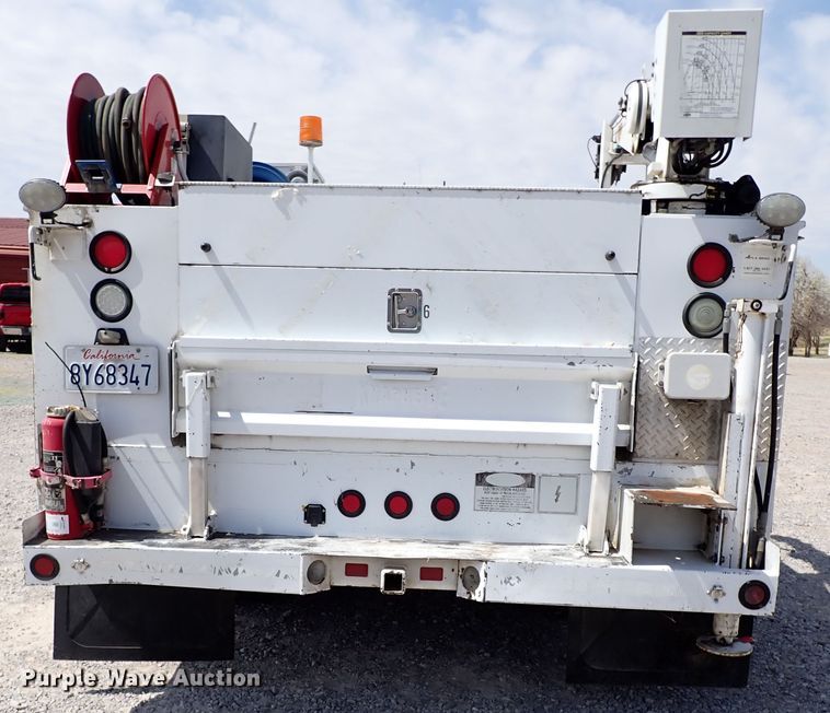 image for item JO9598 2011 Ford F550 Super Duty  utility / service truck