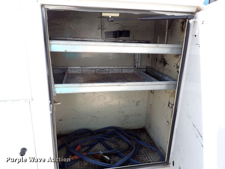 image for item JO9598 2011 Ford F550 Super Duty  utility / service truck