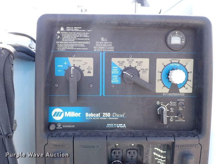 image for item JO9598 2011 Ford F550 Super Duty  utility / service truck