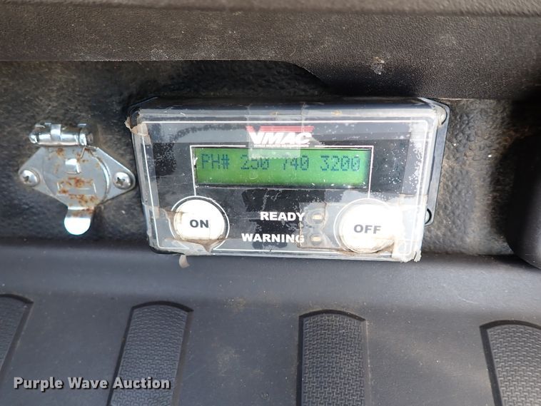 image for item JO9598 2011 Ford F550 Super Duty  utility / service truck