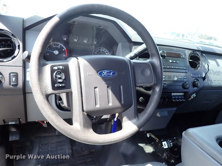 image for item JO9598 2011 Ford F550 Super Duty  utility / service truck