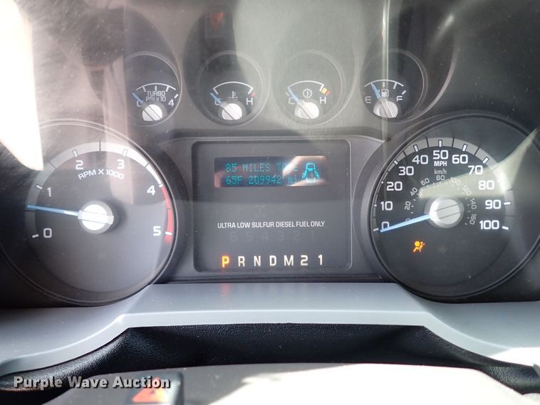 image for item JO9598 2011 Ford F550 Super Duty  utility / service truck