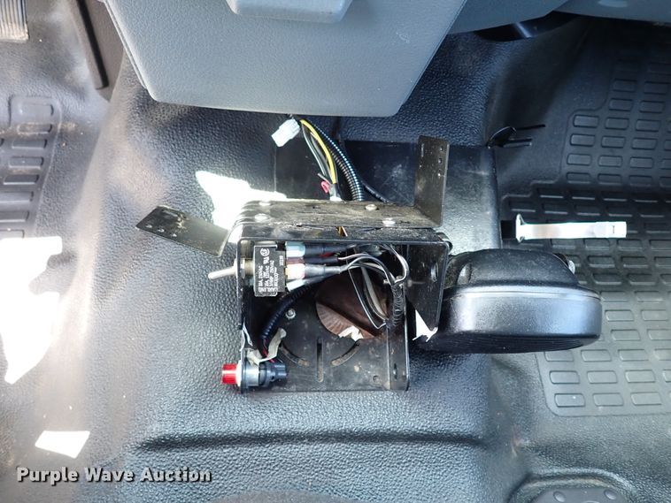 image for item JO9598 2011 Ford F550 Super Duty  utility / service truck