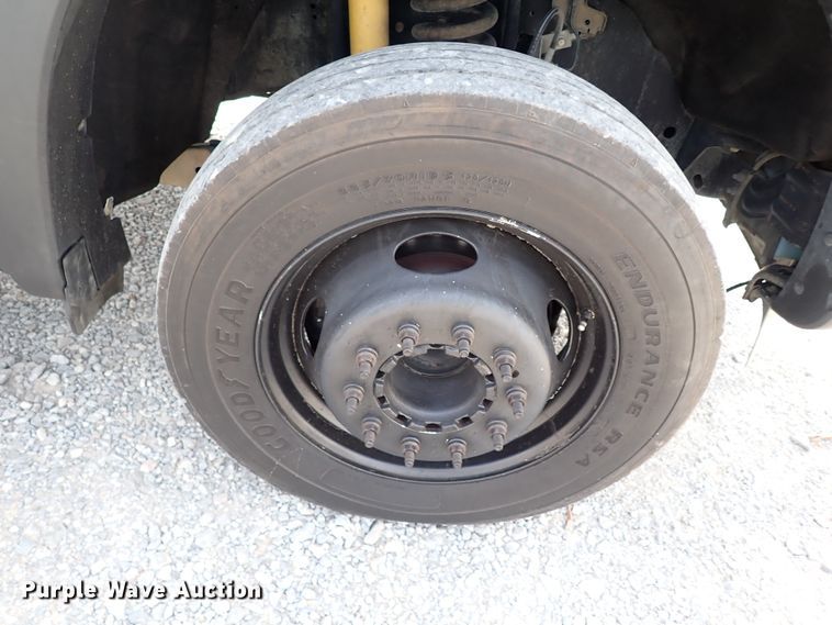 image for item JO9598 2011 Ford F550 Super Duty  utility / service truck