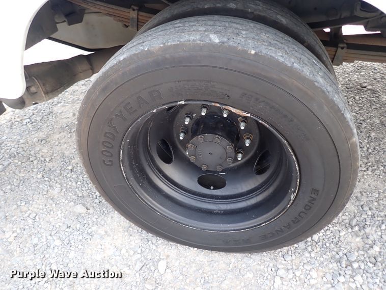 image for item JO9598 2011 Ford F550 Super Duty  utility / service truck