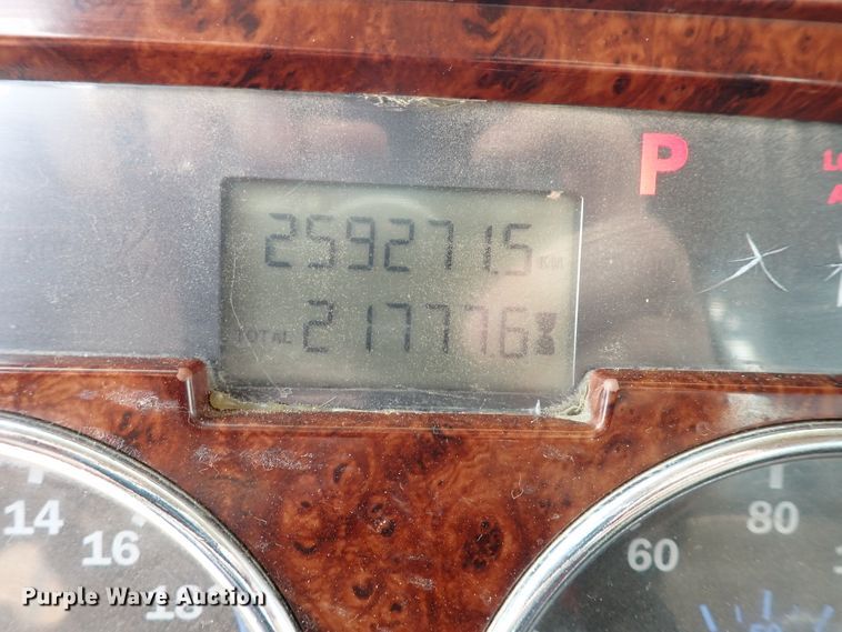 image for item JO9640 2002 Mack CV713 Granite  hydrovac truck