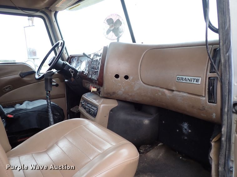 image for item JO9640 2002 Mack CV713 Granite  hydrovac truck