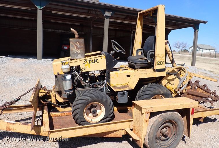 image for item JO9661 Midmark Power 201  trencher