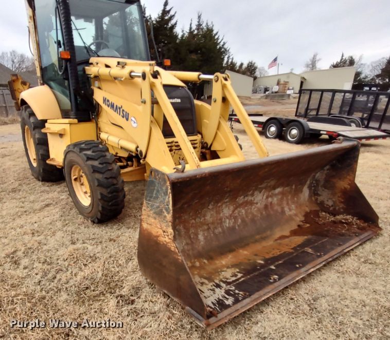 image for item JO9678 2005 Komatsu WB140  backhoe