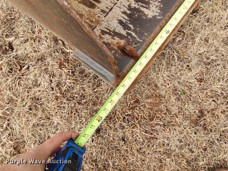 image for item JO9678 2005 Komatsu WB140  backhoe