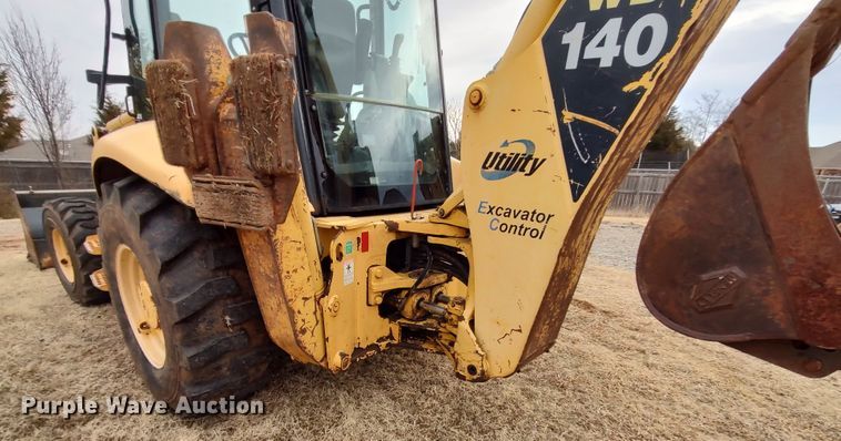 image for item JO9678 2005 Komatsu WB140  backhoe