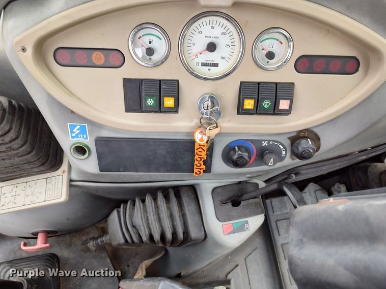 image for item JO9678 2005 Komatsu WB140  backhoe