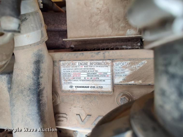 image for item JO9678 2005 Komatsu WB140  backhoe