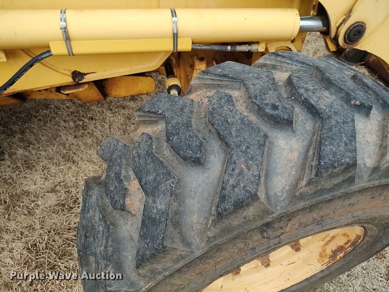 image for item JO9678 2005 Komatsu WB140  backhoe