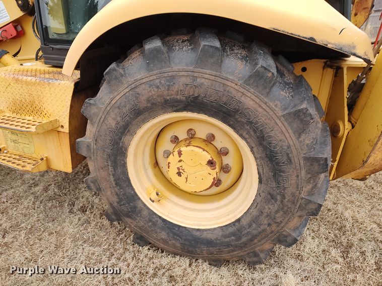 image for item JO9678 2005 Komatsu WB140  backhoe