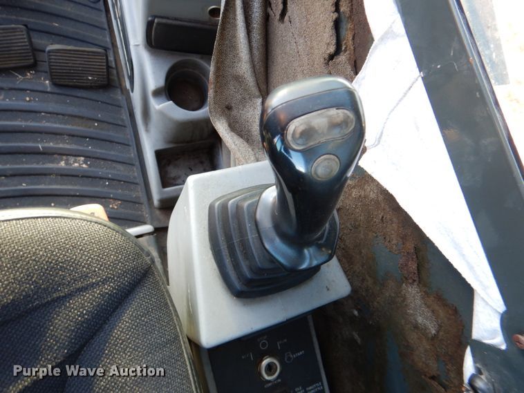 image for item JS9591 2001 Gradall XL3100  wheeled excavator