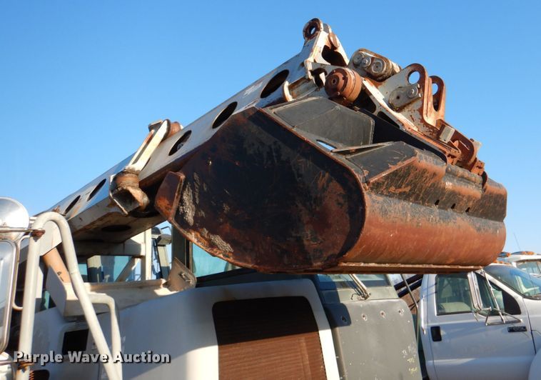 image for item JS9591 2001 Gradall XL3100  wheeled excavator