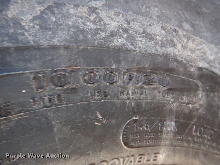 image for item JS9591 2001 Gradall XL3100  wheeled excavator