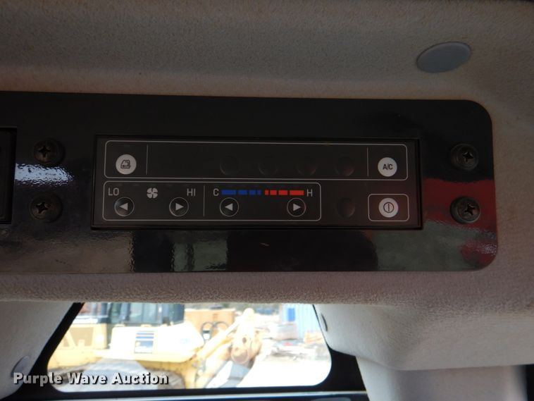 image for item JS9612 2012 Komatsu GD655-5  motor grader