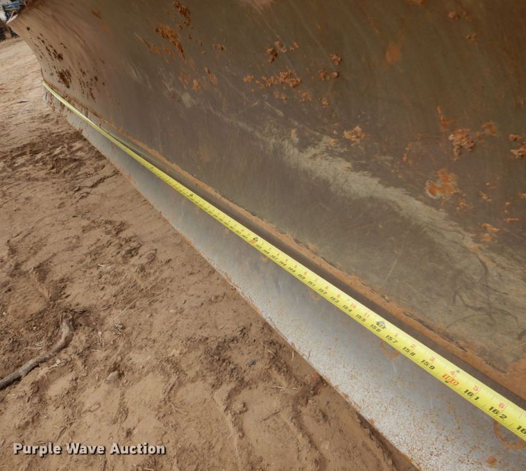 image for item JS9612 2012 Komatsu GD655-5  motor grader