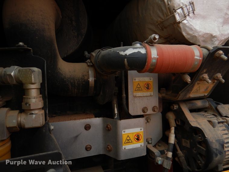 image for item JS9612 2012 Komatsu GD655-5  motor grader