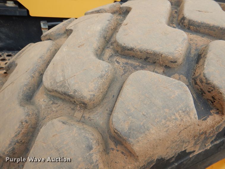 image for item JS9612 2012 Komatsu GD655-5  motor grader