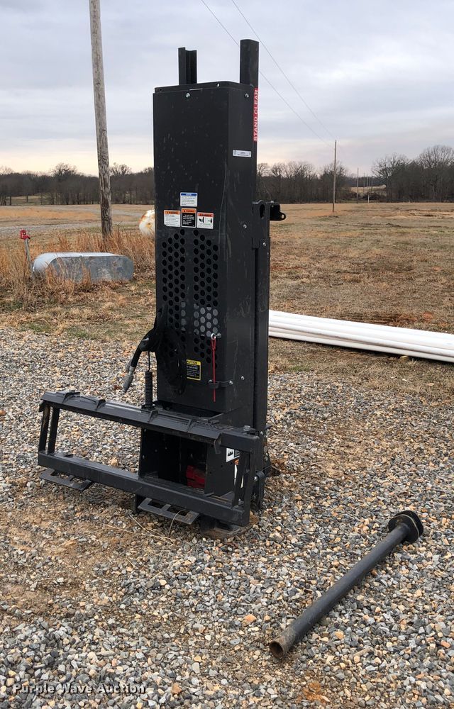 image for item JS9655 2016 Bradco PD4800 skid steer post driver
