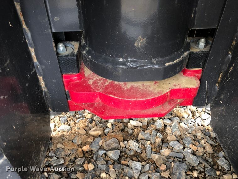 image for item JS9655 2016 Bradco PD4800 skid steer post driver