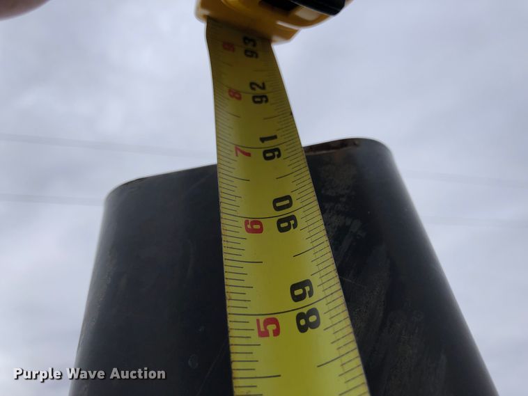 image for item JS9655 2016 Bradco PD4800 skid steer post driver