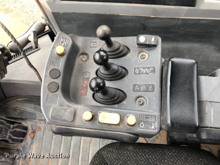 image for item JS9656 2016 Caterpillar 950M  wheel loader