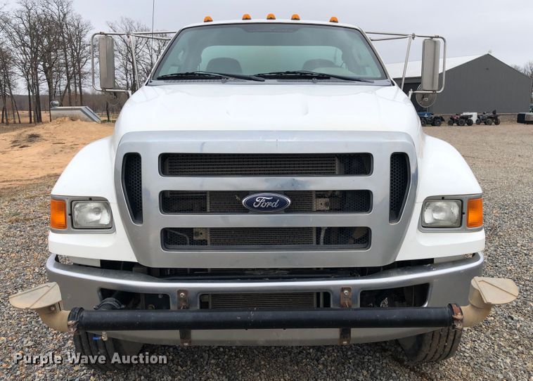 image for item JS9657 2015 Ford F750 Super Duty XL  water truck