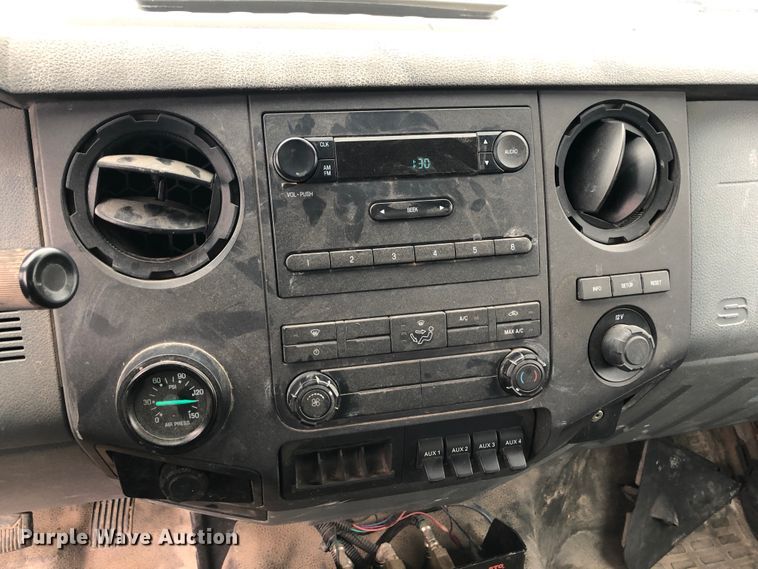 image for item JS9657 2015 Ford F750 Super Duty XL  water truck