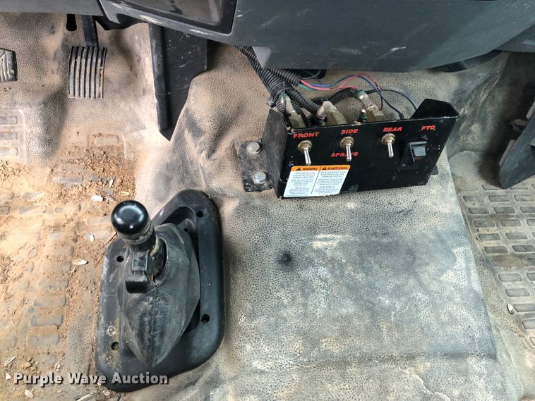 image for item JS9657 2015 Ford F750 Super Duty XL  water truck