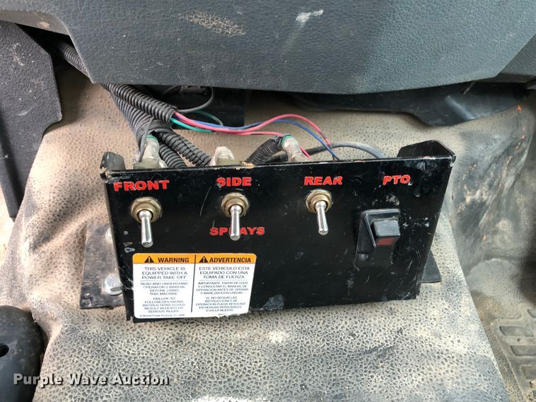 image for item JS9657 2015 Ford F750 Super Duty XL  water truck