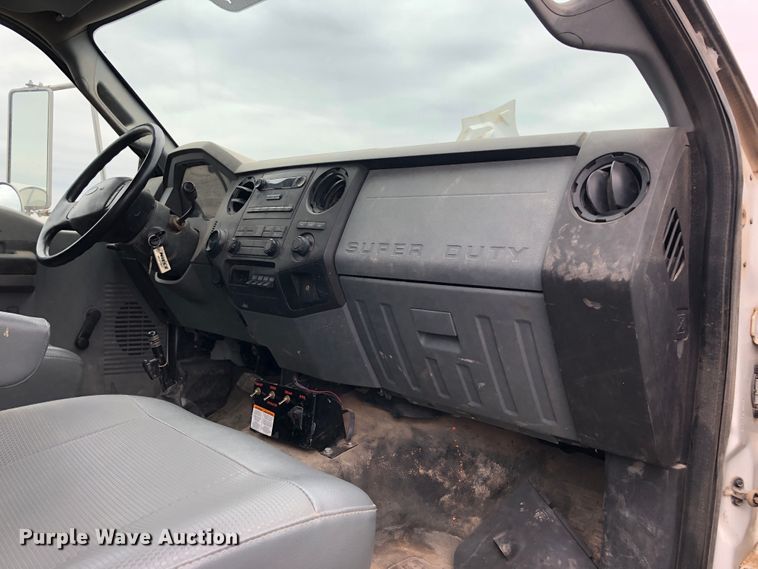 image for item JS9657 2015 Ford F750 Super Duty XL  water truck