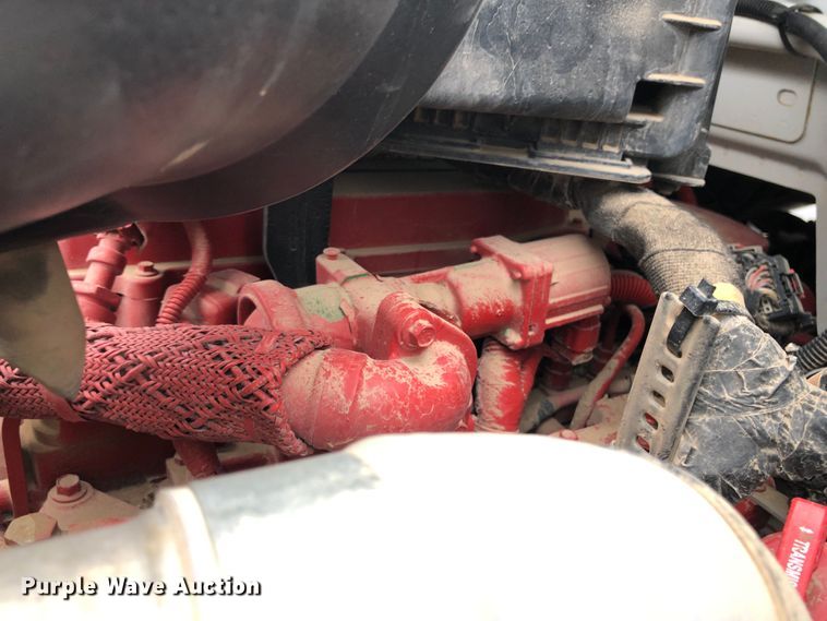 image for item JS9657 2015 Ford F750 Super Duty XL  water truck