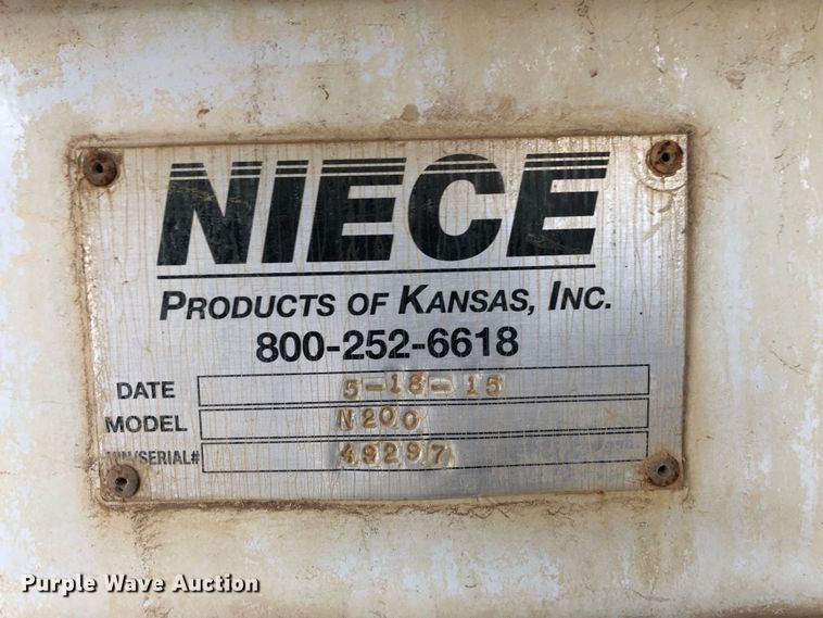 image for item JS9657 2015 Ford F750 Super Duty XL  water truck