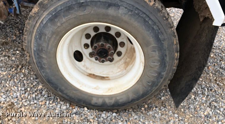 image for item JS9657 2015 Ford F750 Super Duty XL  water truck