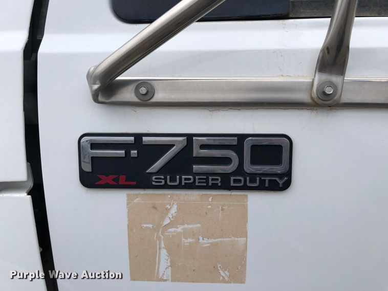 image for item JS9657 2015 Ford F750 Super Duty XL  water truck