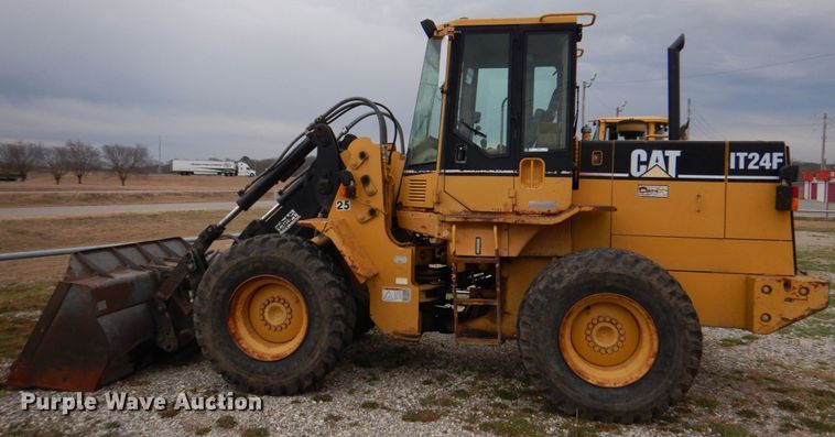 image for item JS9661 1998 Caterpillar IT24F  wheel loader