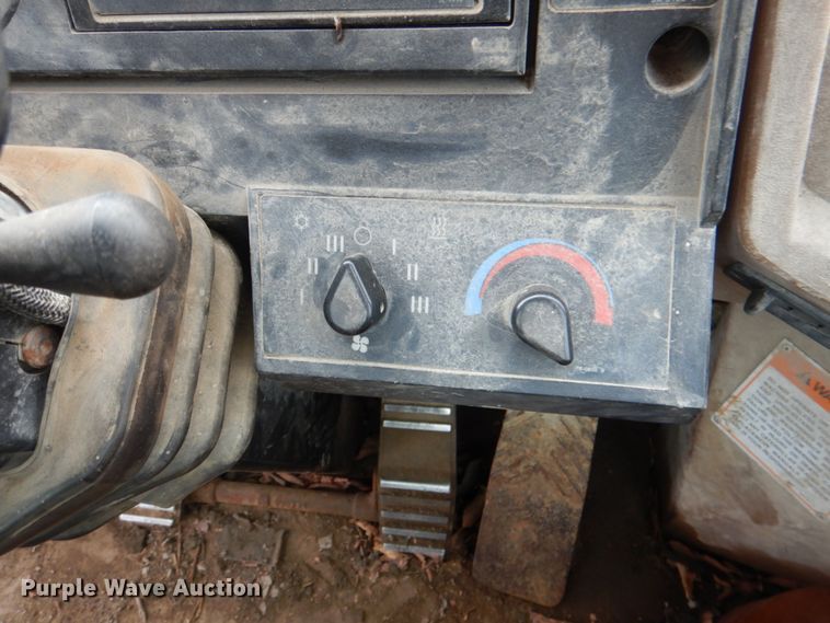 image for item JS9661 1998 Caterpillar IT24F  wheel loader