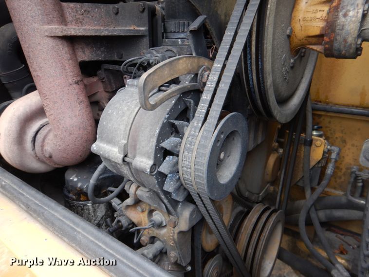 image for item JS9661 1998 Caterpillar IT24F  wheel loader