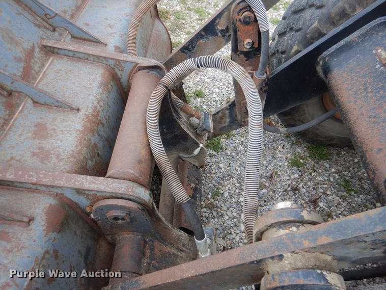 image for item JS9661 1998 Caterpillar IT24F  wheel loader