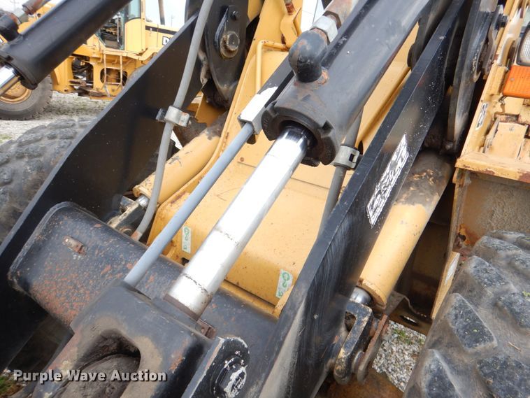 image for item JS9661 1998 Caterpillar IT24F  wheel loader