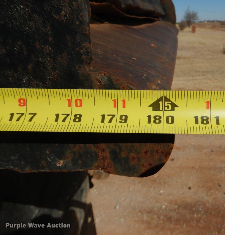 image for item JS9665 1996 International 9400 GLR  dump truck