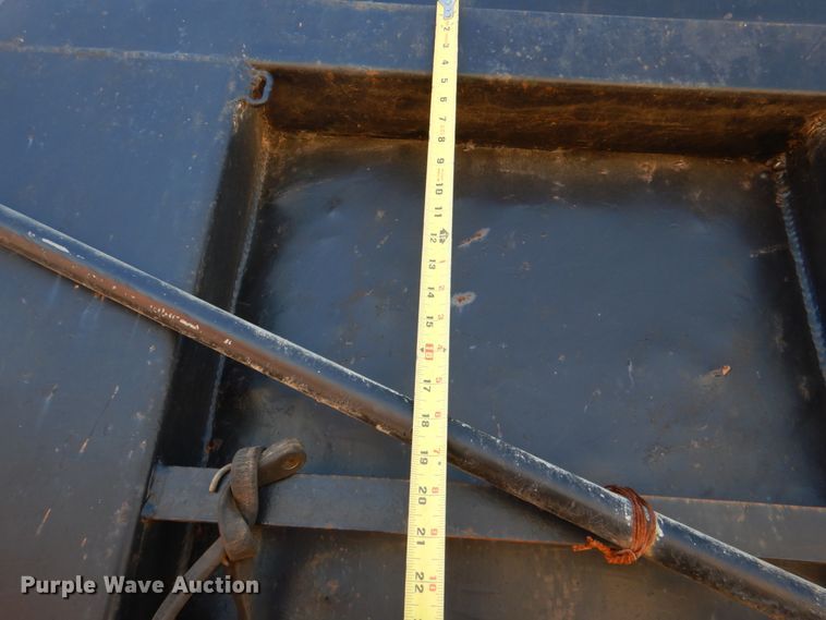 image for item JS9665 1996 International 9400 GLR  dump truck